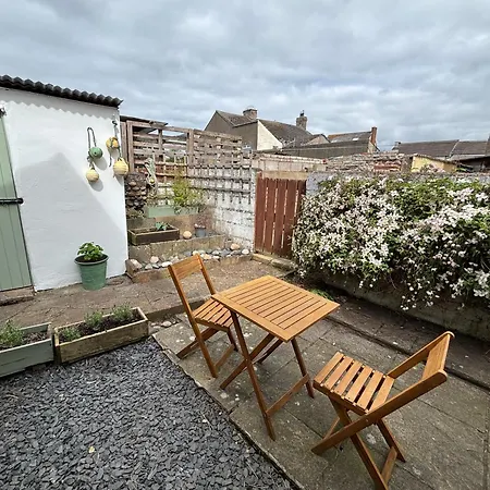 Cosy, Coastal Cottage- Beach, Pub And Shop Nearby *